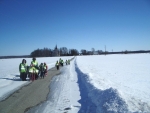 28.03.12 - Tagasiteel lasteaeda - kevadine pÃ¤ike on tee juba keskelt suutnud lumest Ã¤ra sulatada!